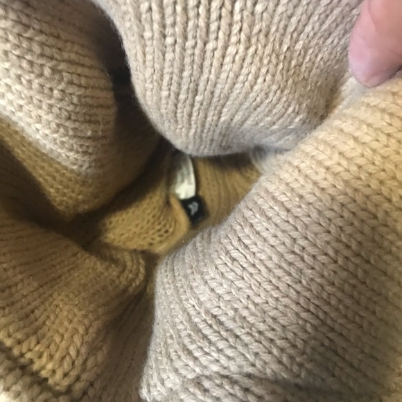 Toque with Tasseled Strings - Picture 2 of 2